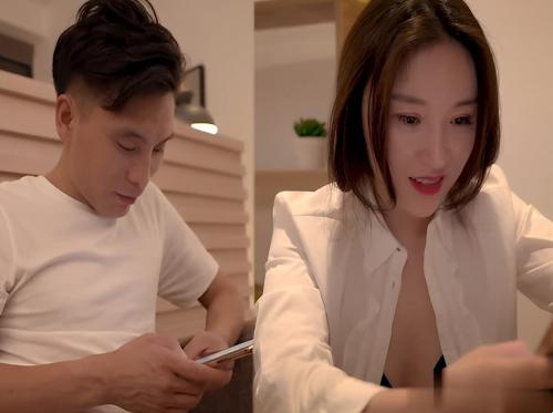 Berkencan dengan rekan kerja yang bekerja di perusahaan yang sama